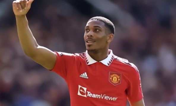 停留在球场 停留在球场