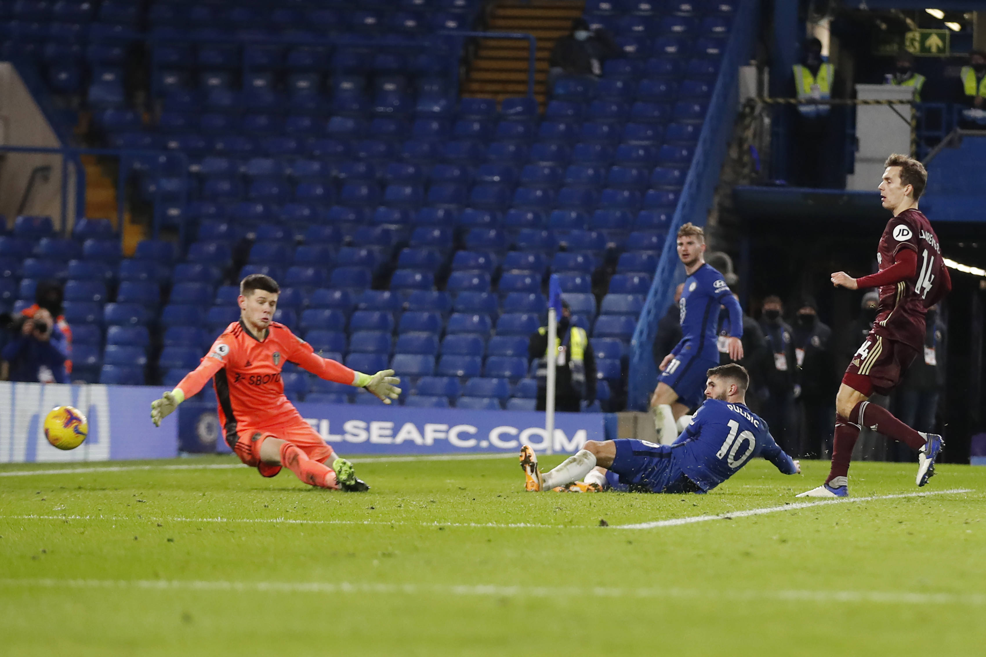 色日益重要 色日益重要