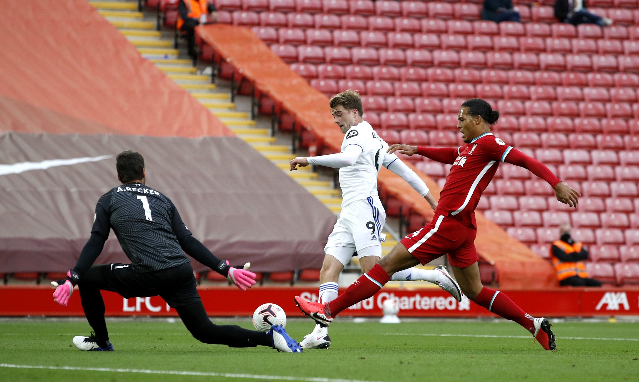 门线及中场 门线及中场